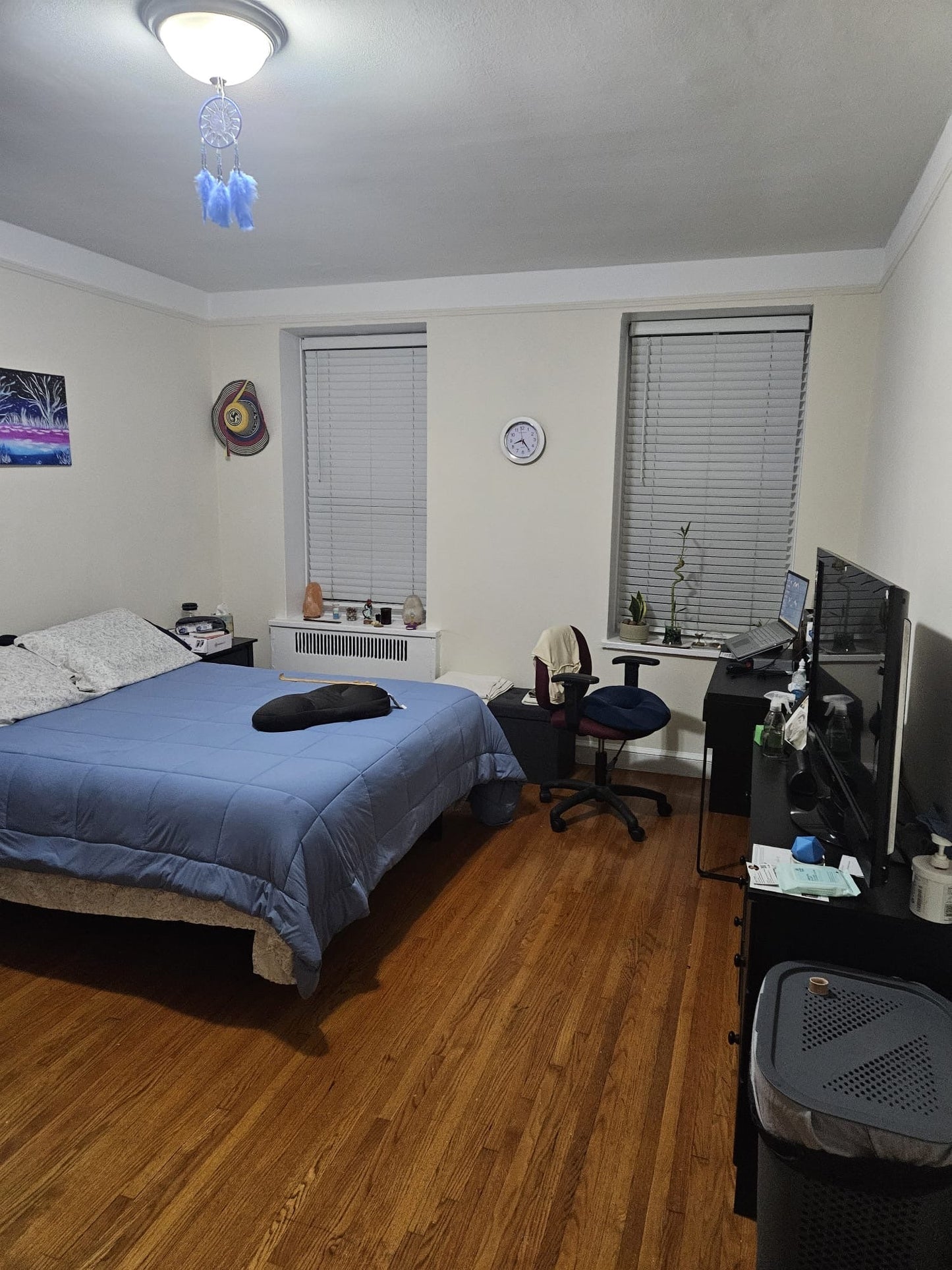 Modern 1-Bedroom Apartment in Forest Hills, Queens – Near E/F/M/R Trains
