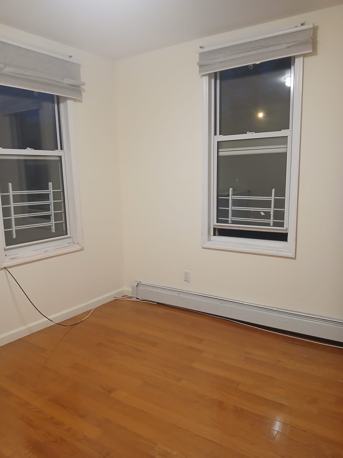 Private Room in College Point Queens – Family Home for Women