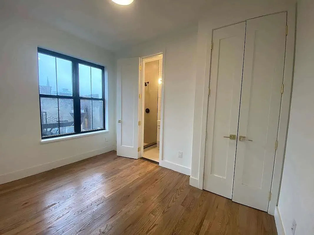 Elegant 4-Bedroom, 3-Bath Apartment in Bedford-Stuyvesant Brooklyn – Private Balcony & Rooftop Access