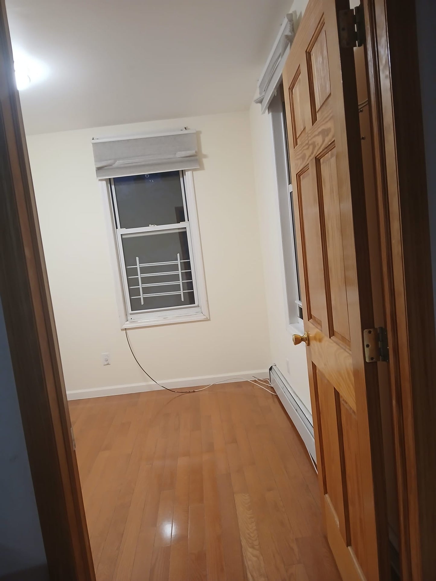 Private Room in College Point Queens – Family Home for Women