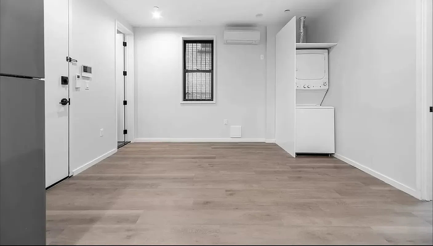 Spacious 2-Bedroom Duplex in Flatbush, Brooklyn – Near 2/5/Q Trains
