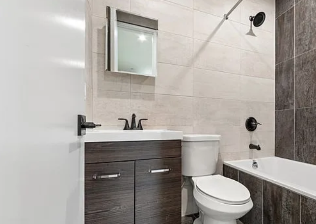 Modern 2-Bedroom Apartment in Flatbush, Brooklyn – Near 2/5 Trains