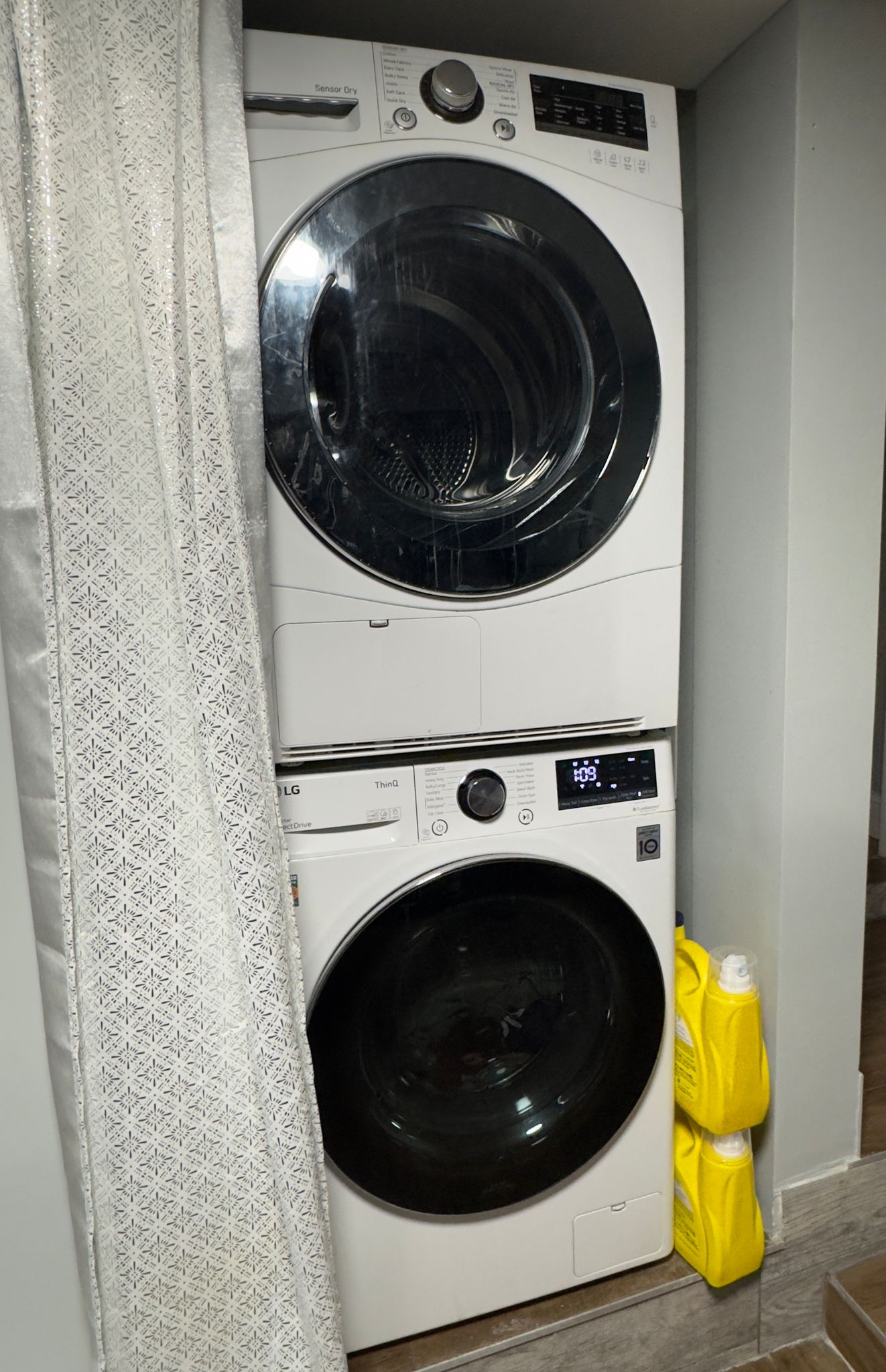 Unfurnished Room in Broad Channel Queens – Island Living with A Train Access