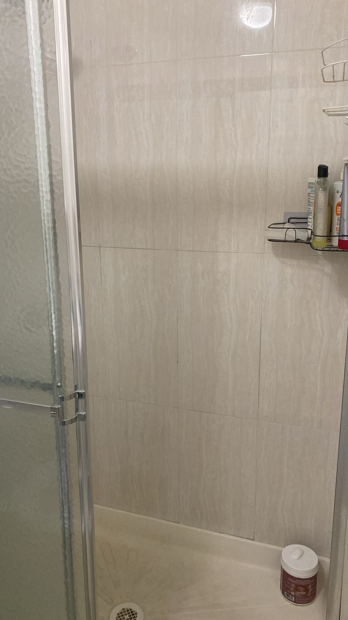 Spacious Room in Bensonhurst Brooklyn – Flexible Deposit & Natural Light