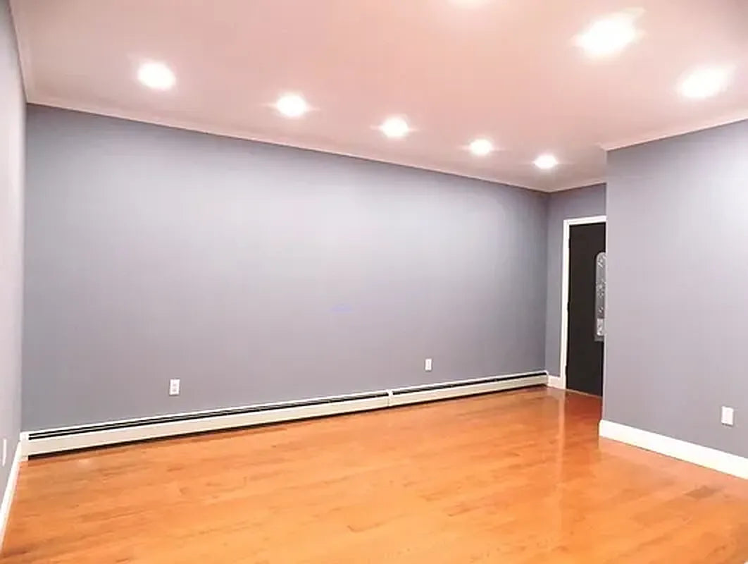 Renovated 2-Bedroom Apartment in Bedford-Stuyvesant Brooklyn – Stainless Steel Kitchen & A/C