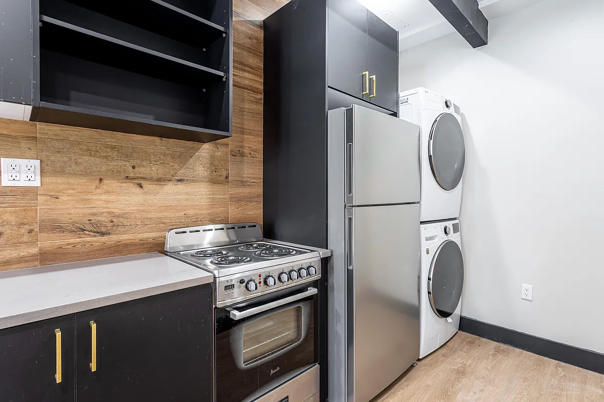 Spacious Studio Apartment in Flatbush, Brooklyn