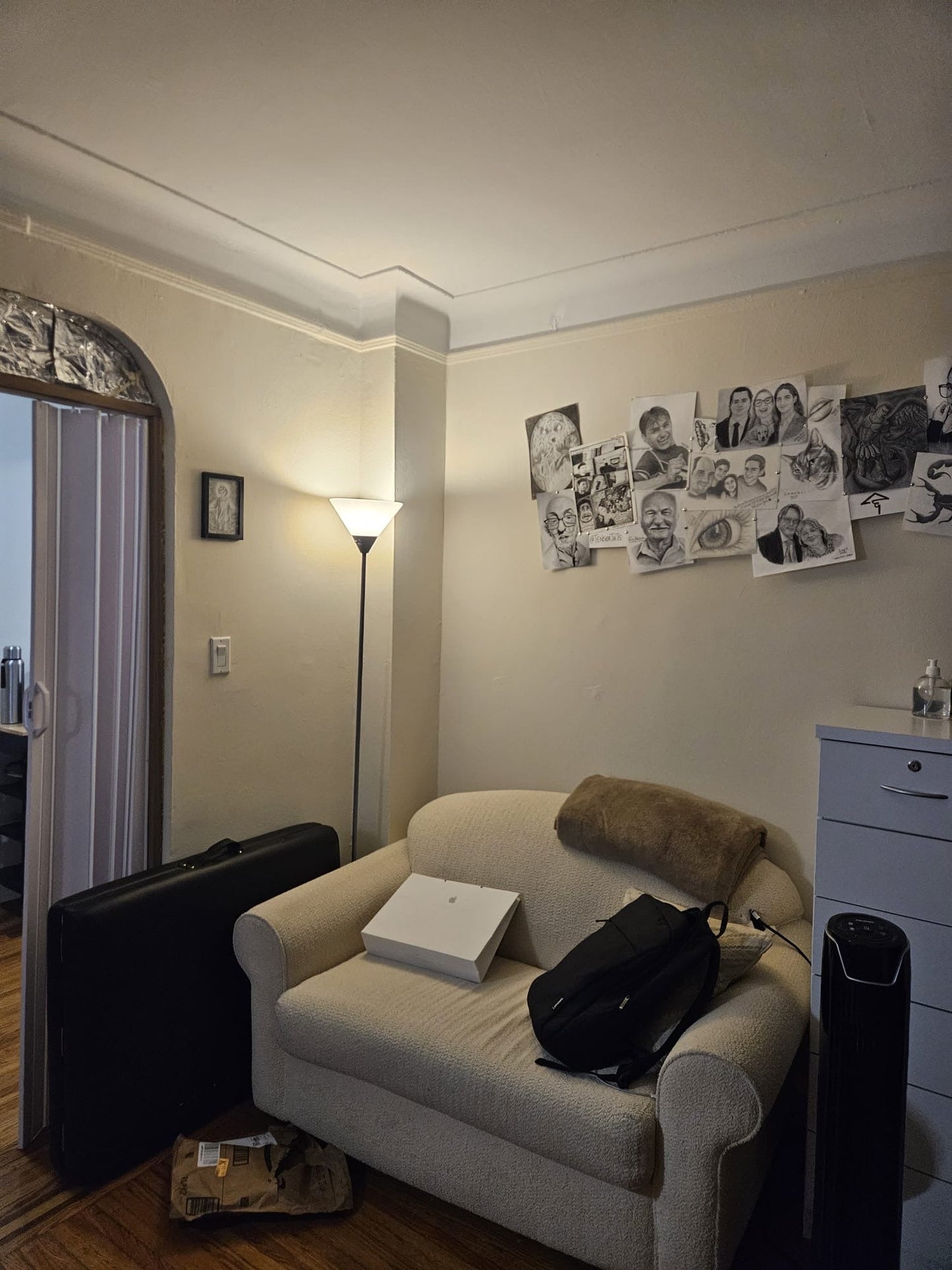 Modern 1-Bedroom Apartment in Forest Hills, Queens – Near E/F/M/R Trains