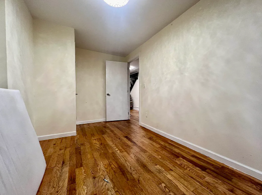 Spacious 2-Bedroom Apartment in Crown Heights, Brooklyn